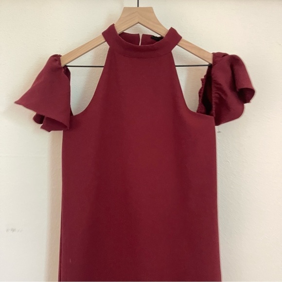 Olivaceous Cold Shoulder Dress Burgundy Red Size M Ruffle Sleeve Mini Cocktail P - Picture 6 of 6